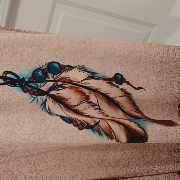 4/$40 New Tunic Top With Feather Design - Size 3XL (US18) - Picture 3 of 6